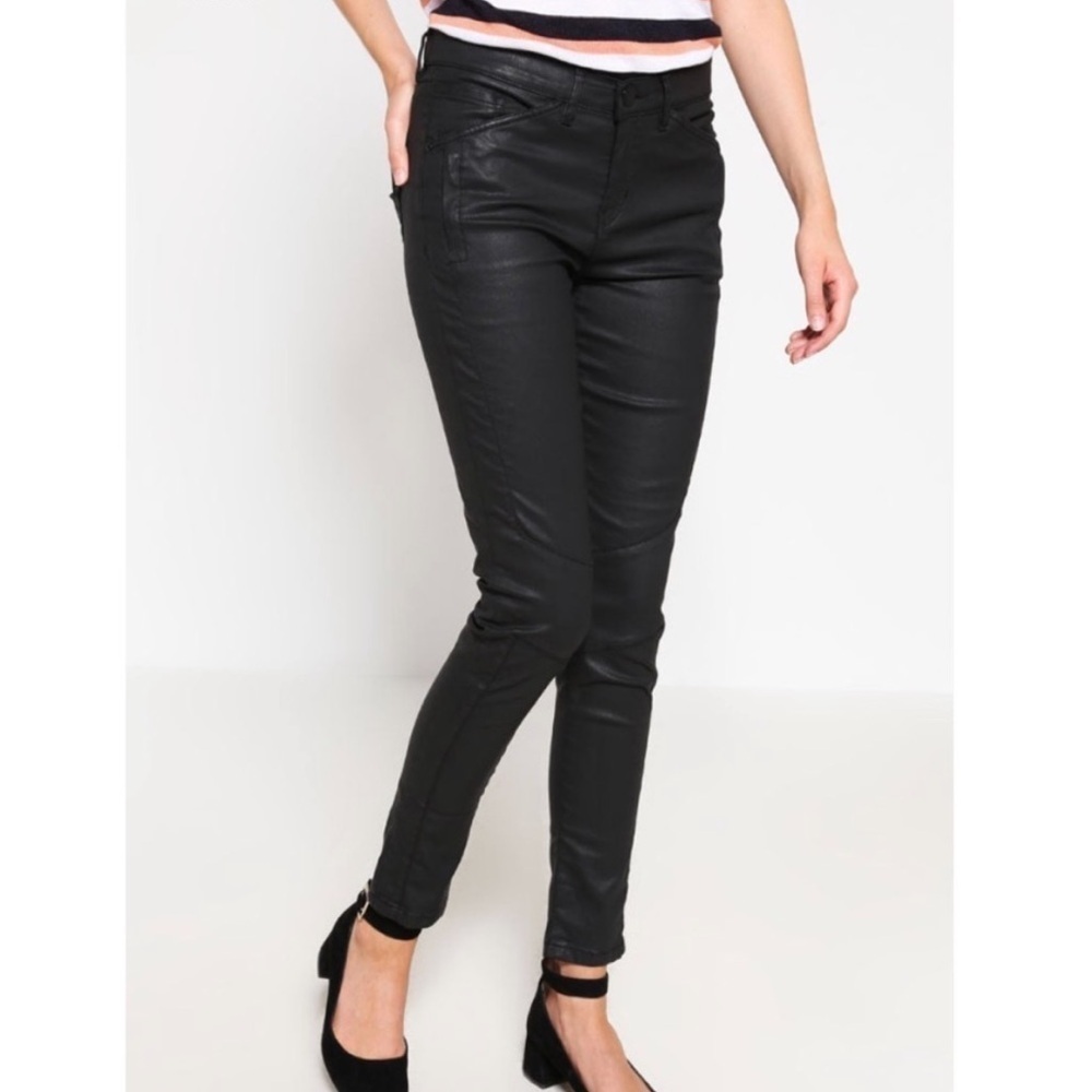 Opus Emily Refined Coated Black Jeans Skinny Fit Size Euro 36 US 6 Chic Moto